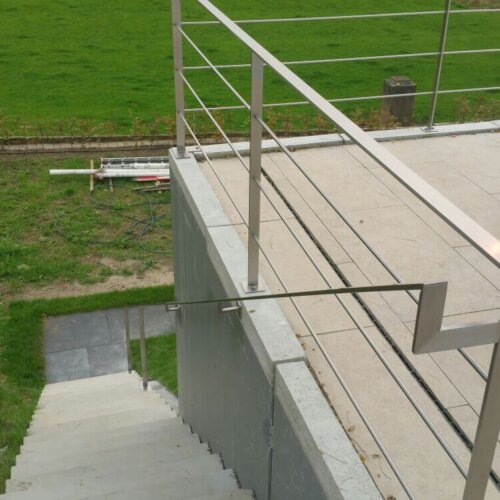 e8b1e63d-c3be-4a47-8b76-b525cf716171 e8b1e63d-c3be-4a47-8b76-b525cf716171